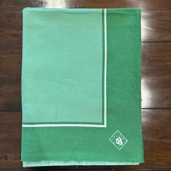 Vintage Anne‎ Klein Green Tablecloth 67x91 Cotton Lion Logo Robinson Golluber
