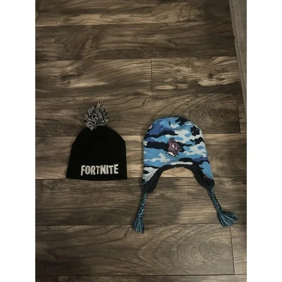 Fortnite‎ Bundle Youth Unisex Gamer Battle Winter Beanie Knit Cap Skull Cap