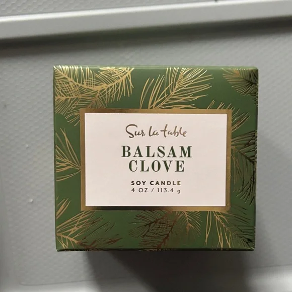 Sur La Table Green and Gold Soy Candle