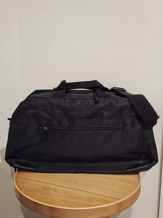 Pakt. One NEW Men's Black Duffel Bag with Padded Shoulder Strap