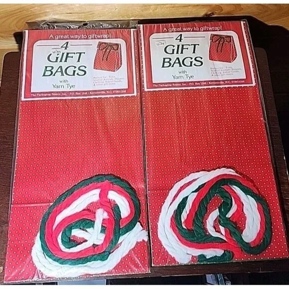 2 Packages Vintage Gift Bag With Yarn Made In USA