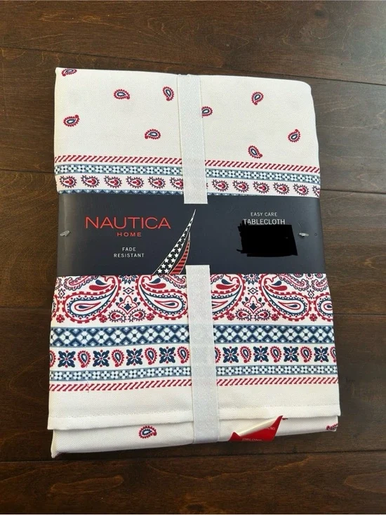 Nautica Tablecloth Americana Red White Blue 4th of July 60”x 84” Paisely New