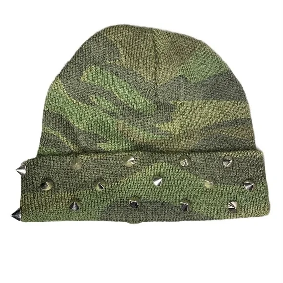 Kids studded spike camouflage beanie warm folded cuffed camo