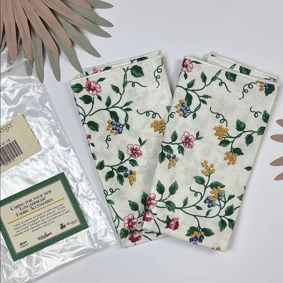 Vintage Longaberger Fabric Napkins with White Vine Design - set of 2