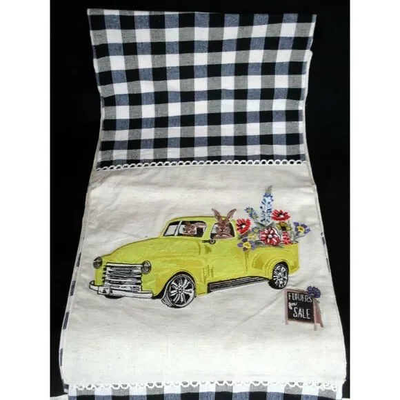 NWT Pier‎ 1 Imports Bunnies in Yellow Truck Table Runner Cream Buffalo Check