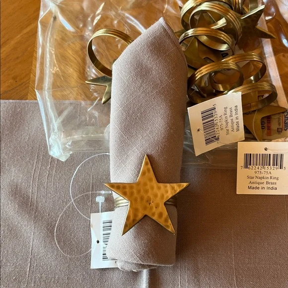 Star Brass Napkin Rings with Napkins Set of 12