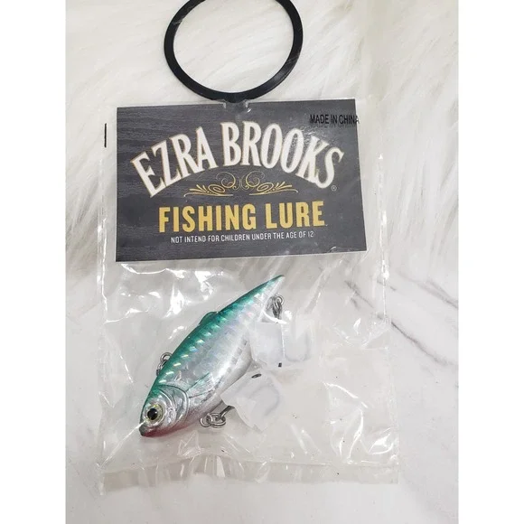 New Ezra Brooks Rattle Trap Fishing Lure Green Blue Silver