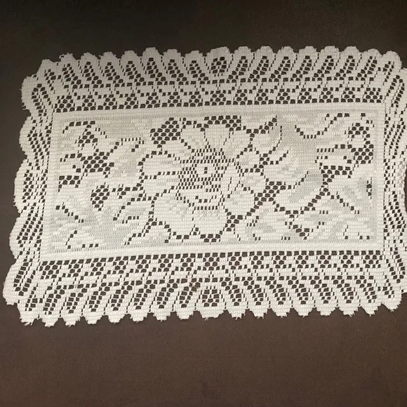 White Crochet‎ Floral Lace Rectangle Doily Polyester Placemat 16 x 11