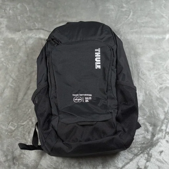 Thule Achiever Backpack Black 15in Laptop Travel Commuter Padded 24L Capacity