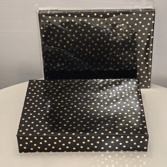 Set of Five XL Giftboxes Black and Gold Polka Dot Size: 15