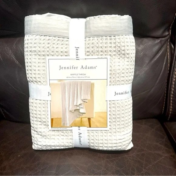 Jennifer Adams All Season Classic Waffle Weave Throw 60” x 70” Silver Gray