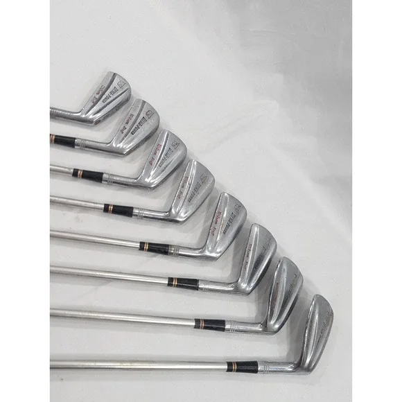 Right Handed Vintage Wilson Staff Dynapower Irons 2, 4, 5, 6, 7, 8,‎ 9, 37
