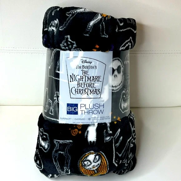 Disney Nightmare Before Christmas Plush Oversized Throw 5’ x 6’