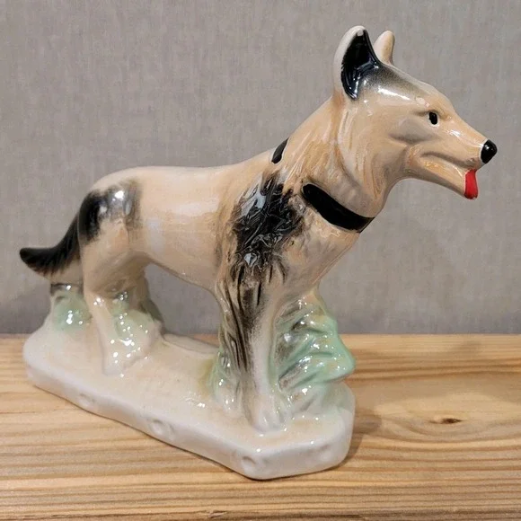 Vintage Handcrafted Collectibles German Shepherd Dog Figurine MCS Brazil Luster