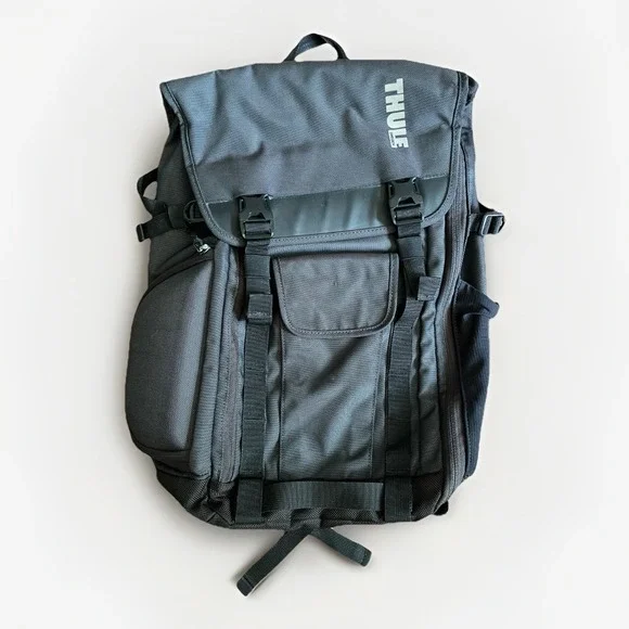 THULE‎ Sweden Backpack Laptop Bag 25L Black Shadow Gray | 18