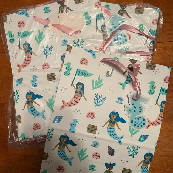 Spritz 18 Medium size Mermaid Gift Bag with Tag .