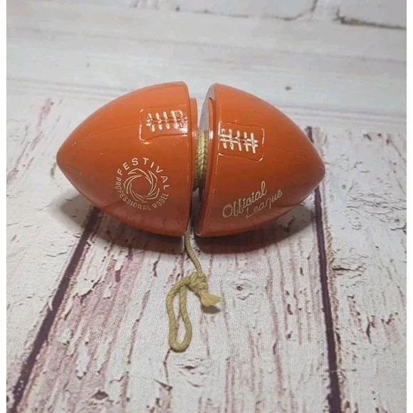 Vintage‎ Official League Festival YO-YO Profesional Model Football Pre-owned