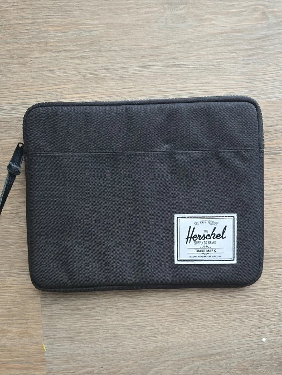 Herschel Supply Company 10