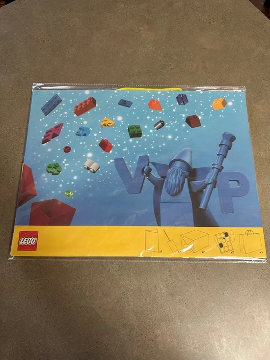 Lego 2019 VIP Gift Bag Wrapping Paper Card Stickers Tags Set New