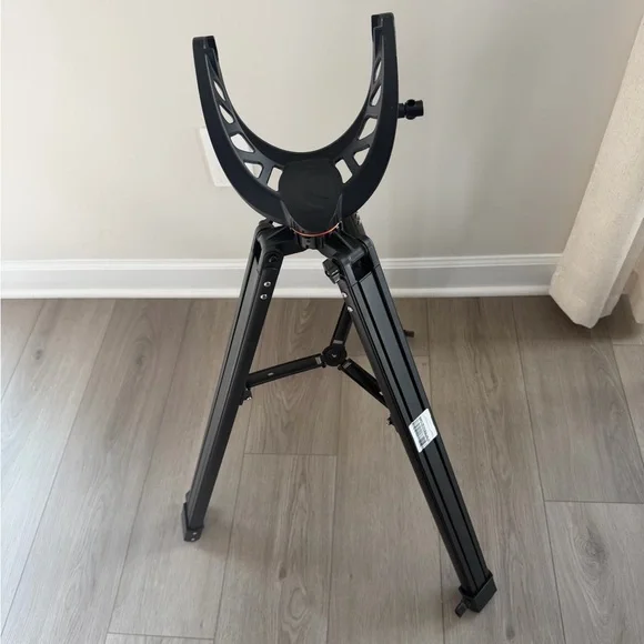 Black Adjustable Tripod Stand