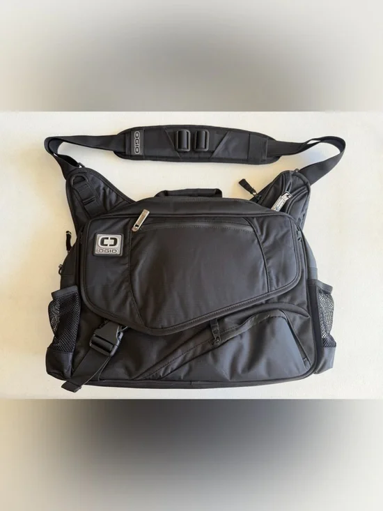OGIO Black Crossbody Messenger Laptop Bag 17x14x3 Toyota Promotional