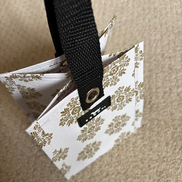 Scout mini reusable gift bag square white gold
