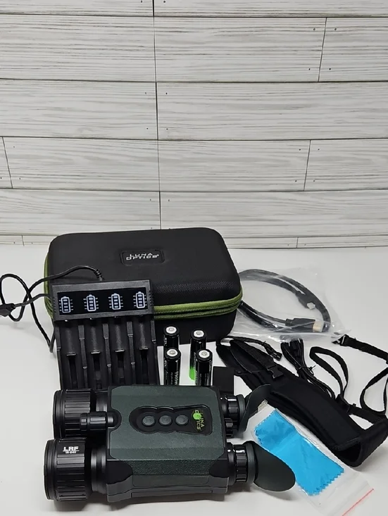 LUNA OPTICS QUANTUM Digital Day/Night Binoculars with Laser Rangefinder