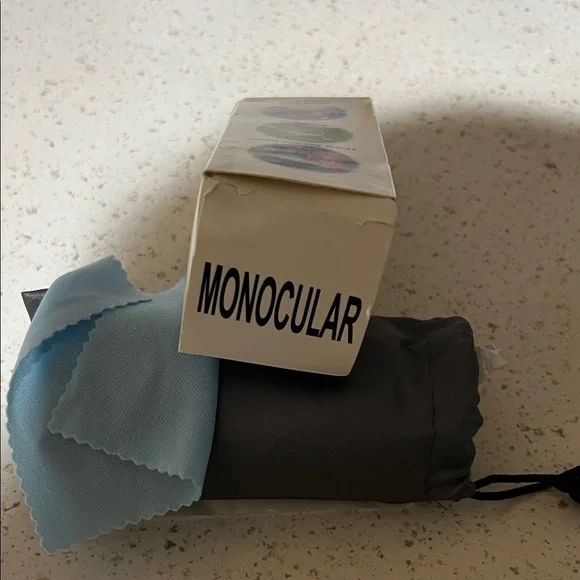 Monocular with Cleaning Cloth - Black and Blue