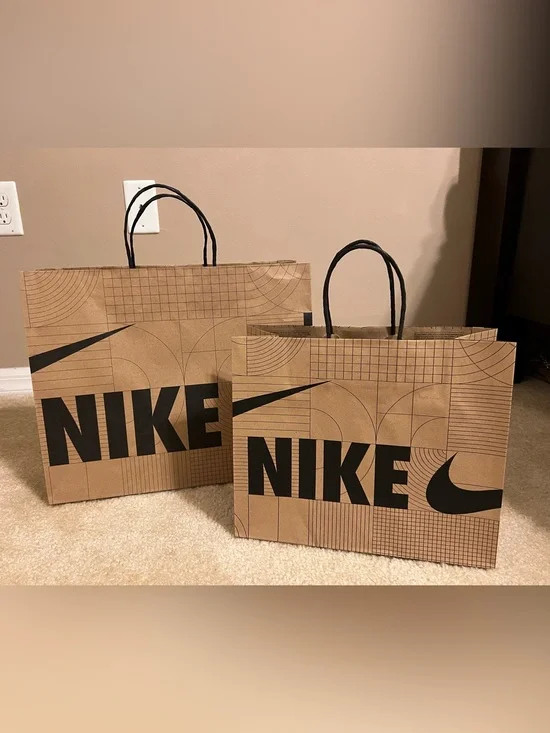 Nike Paper Shopping Bags Bundle of 4