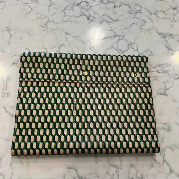 Green & Tan Tech Envelope
