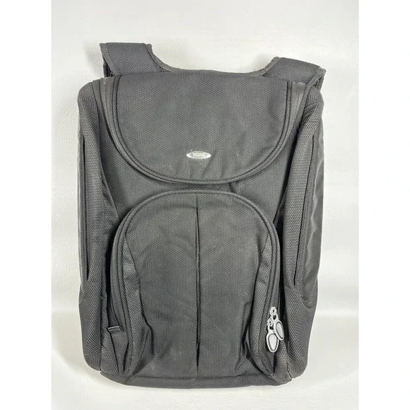Tumi Black 17
