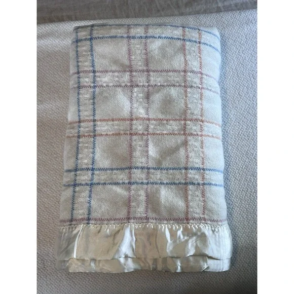 Vintage Faribo Wool Acrylic Blanket Plaid w/ Satin Trim 84