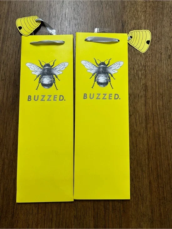 BUZZED Yellow Bee Wine Gift Bag (Set of 2)