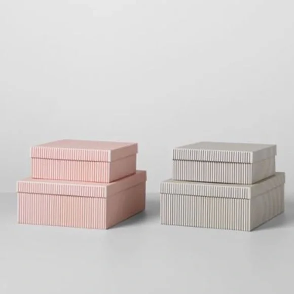 HEARTH & HAND NWT 4pc stripe gift boxes -gray/red