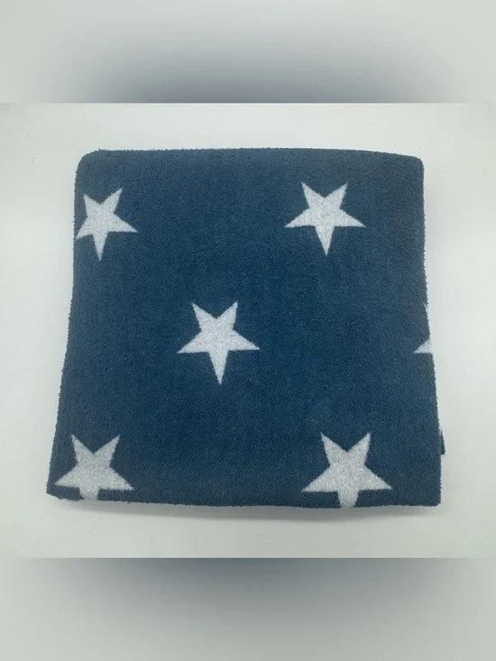 Celtic Weavers 100% Bamboo Blanket featuring a Reversible Star Pattern