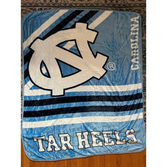 Logo Brands UNC Tar Heels Raschel Throw Blanket Unisex 50x60 Blue Carolina NCAA