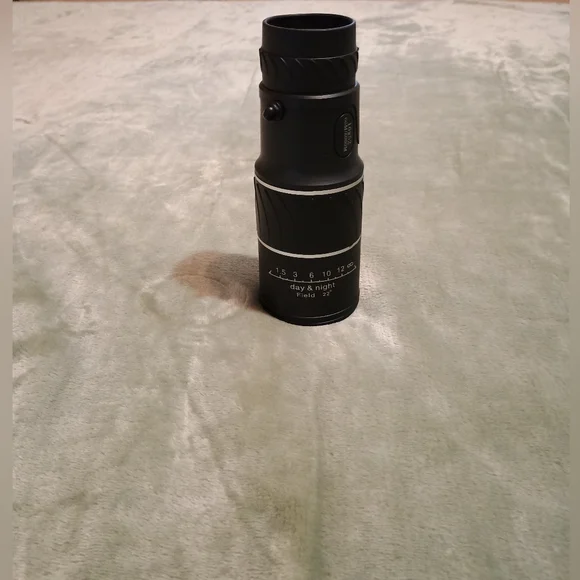 Monocular