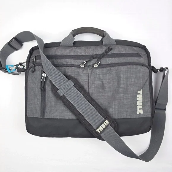 Thule Stravan Deluxe 15
