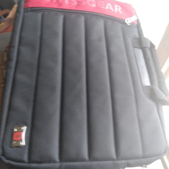 Swissgear 17 Inches Laptop Case Briefcase Bag Black & Red 3 Pockets