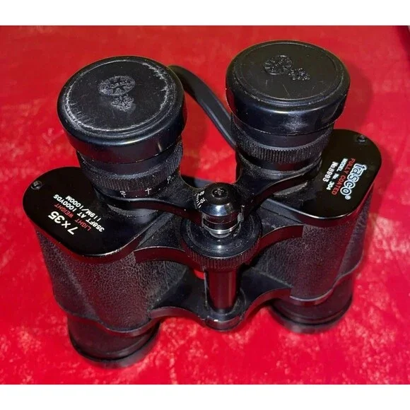 vintage Tasco Model 304 7x35 binoculars made in Japan. (with Covers & Case )