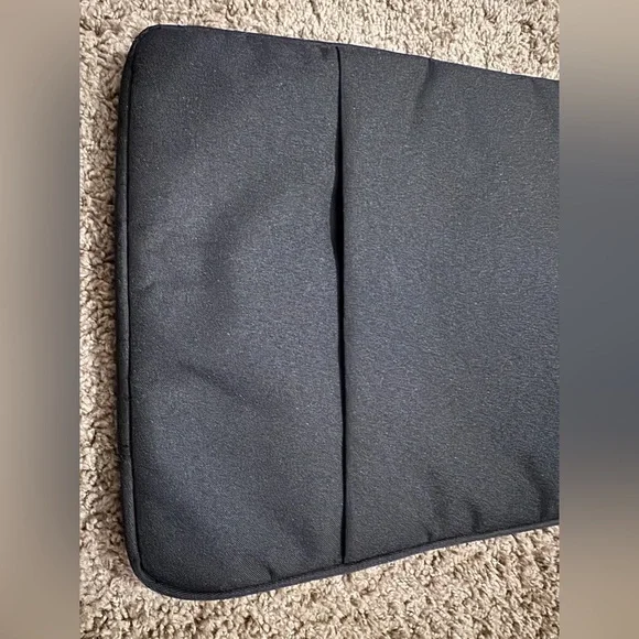 Black Minimal Laptop Bag