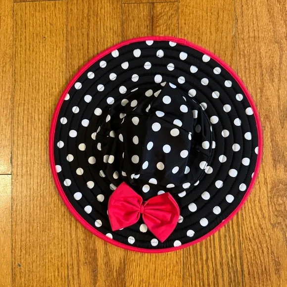 Ruffle Butts Black and White Polka Dot Hat Size 0-12M