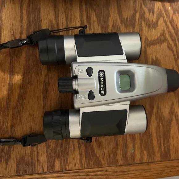 capture view 8x22 vga digital camera binocular