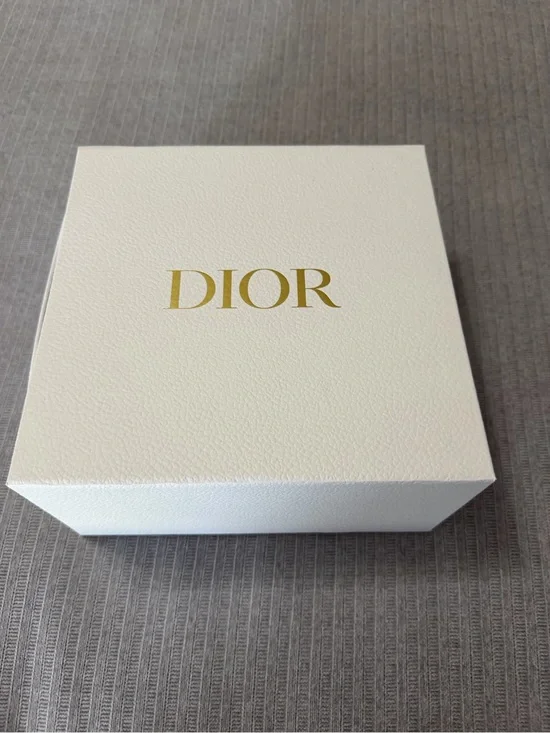 Dior White Box with Gold Logo Centered new