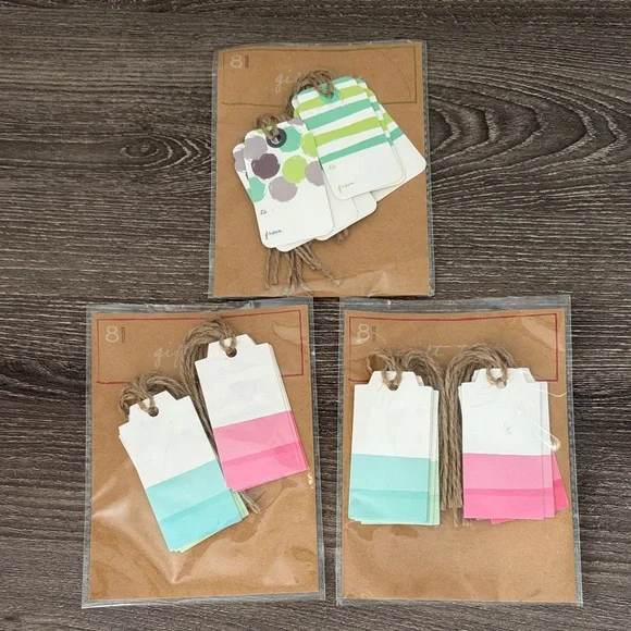 ❤️$2 NWT Colorful Gift Tags Set
