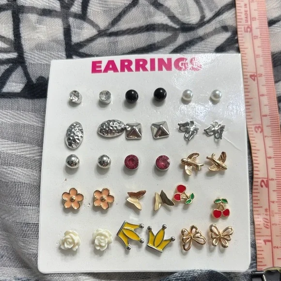 🖤Multi-Design Stud Earrings Set🖤