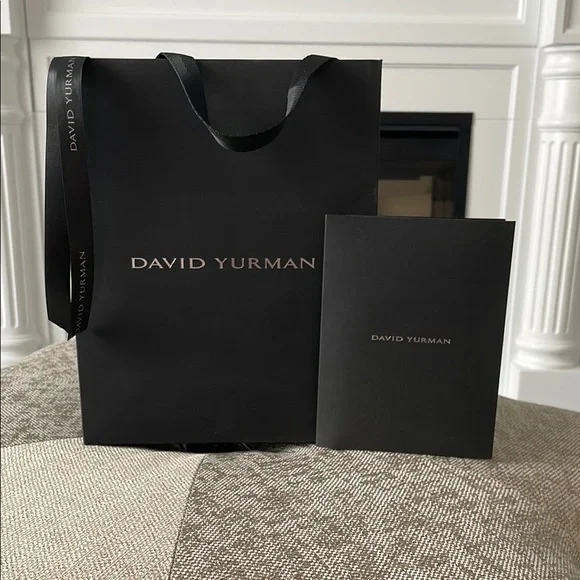 David Yurman Authentic Paper Shopping Gift Bag 8x10x4”w/ribbon & receipt holder