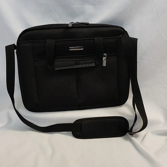 NWOT Samsonite Padded Soft Travel Laptop/Tablet Bag