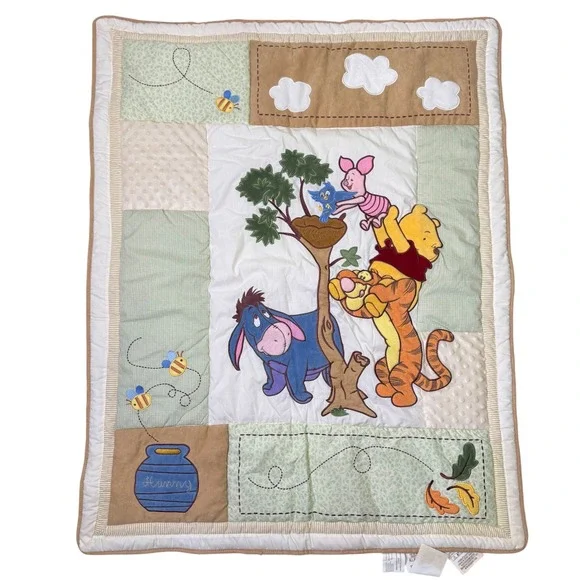 Disney Winnie the Pooh Crib Blanket Honey Pot Scene