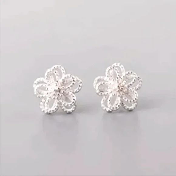 New Sterling Silver Flower Earring Studs